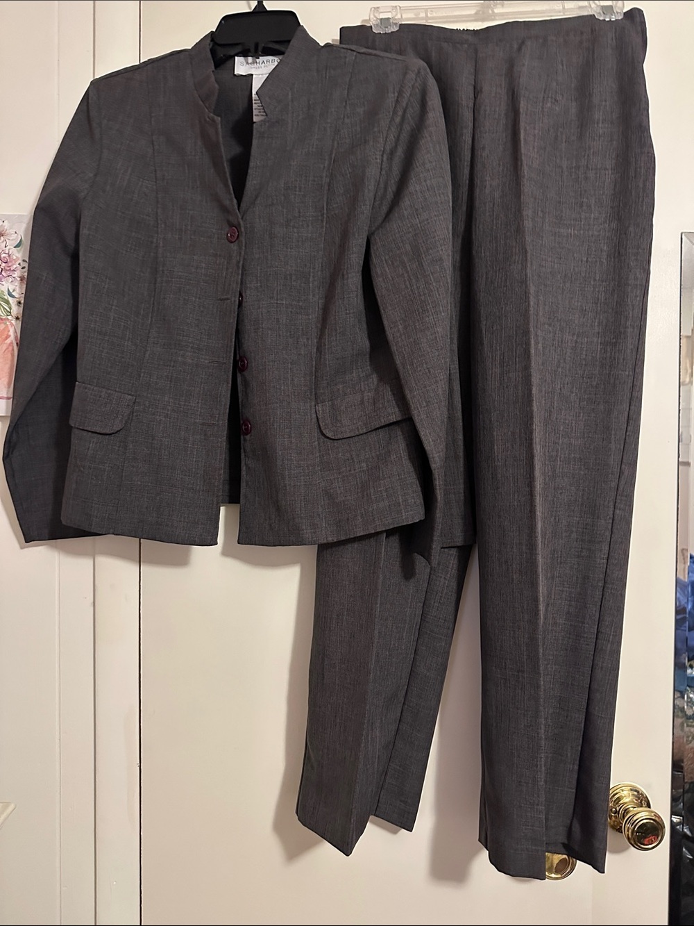 Sag Harbor Dark Gray Collarless Blazer & Straight-Leg Pants